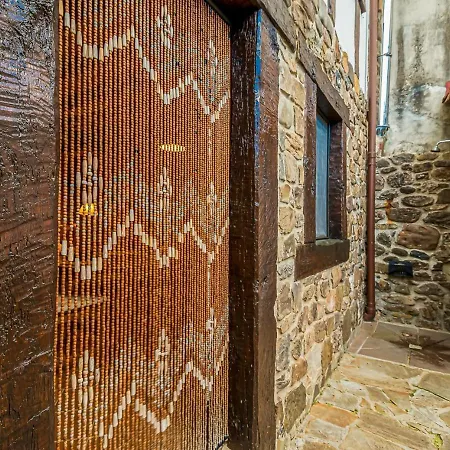 Casa De Piedra En El Corazon De * Potes