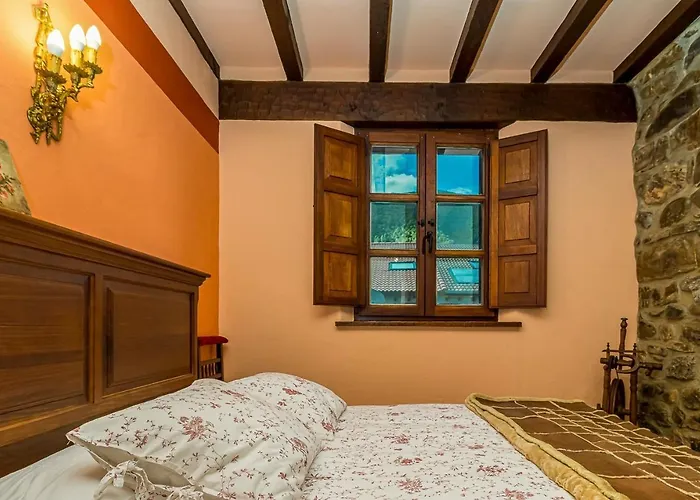 Casa De Piedra En El Corazon De